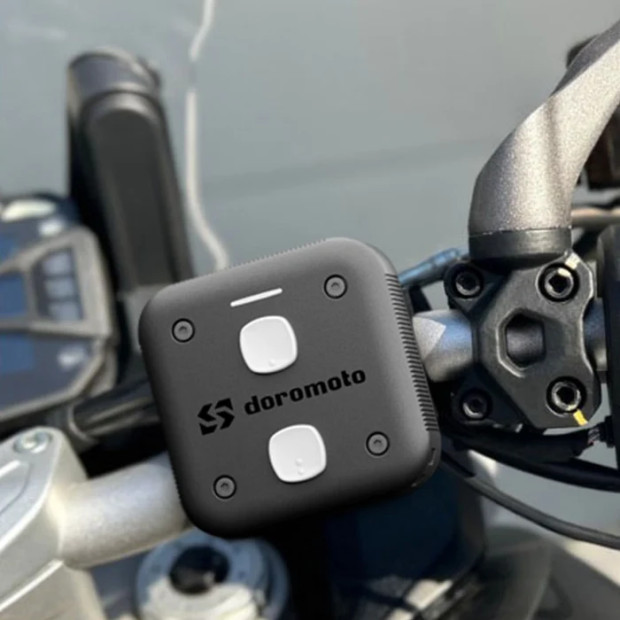 Télécommande portail et garage moto Doro Moto compatible Quad Lock