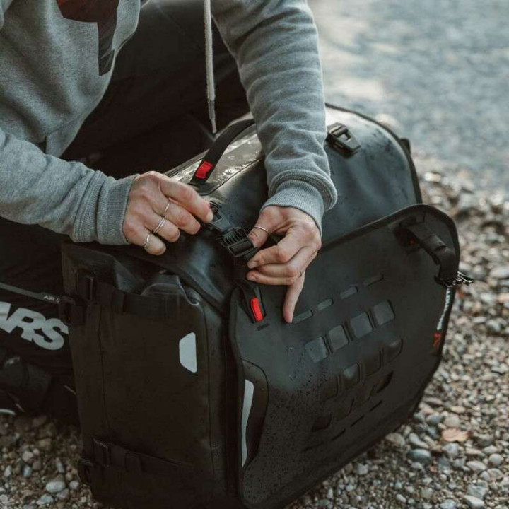 SW-Motech SysBag WP L/L Ducati Desert X pannier kit (BC.SYS.22.995.21000/B)