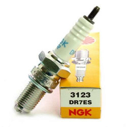 Bougie standard NGK DR7ES