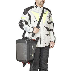 Givi GRT715 CANYON 20-liter tank bag 2