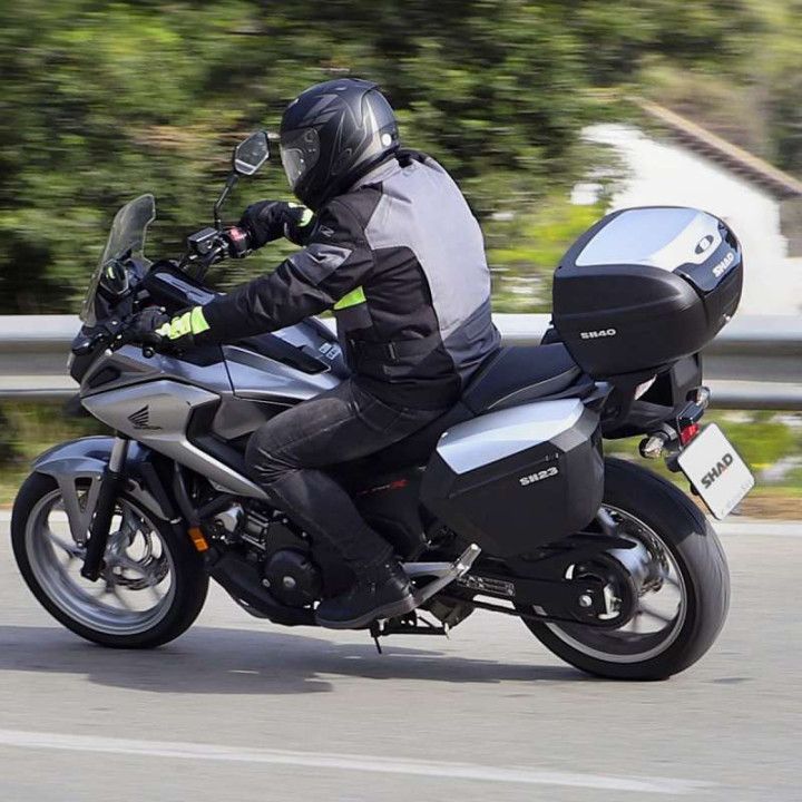 Top Case moto Shad SH40 capot alu