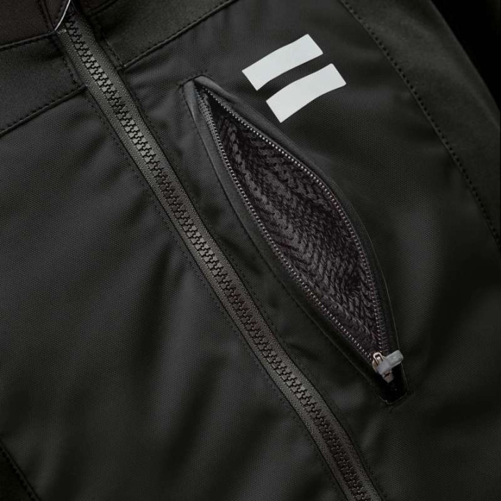 T.UR J-THREE ARM LINK Enduro Jacket Black