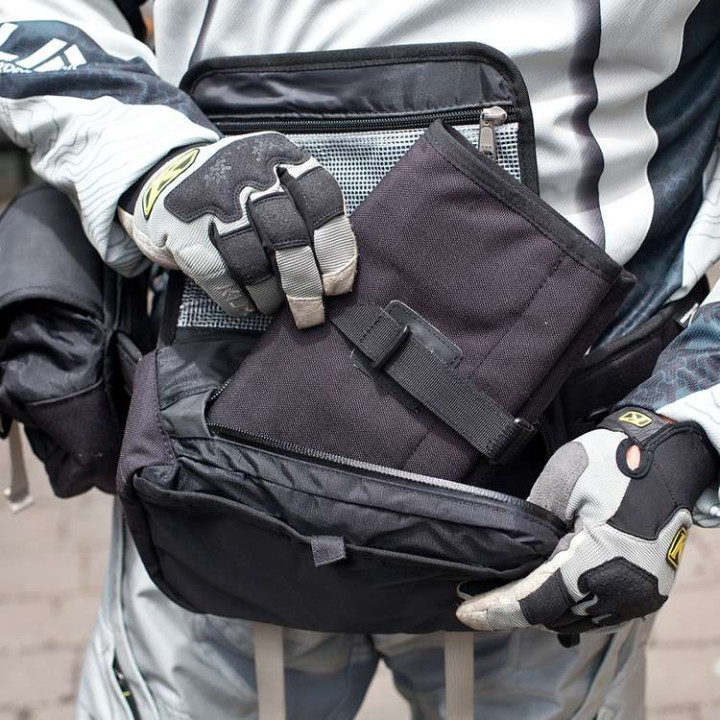 Banana bag Kriega R8