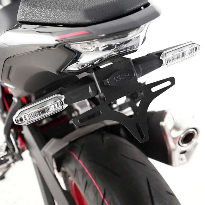 R&amp-G Kawasaki plate bracket (LP0360BK) Z900 / Z1000H2 17-