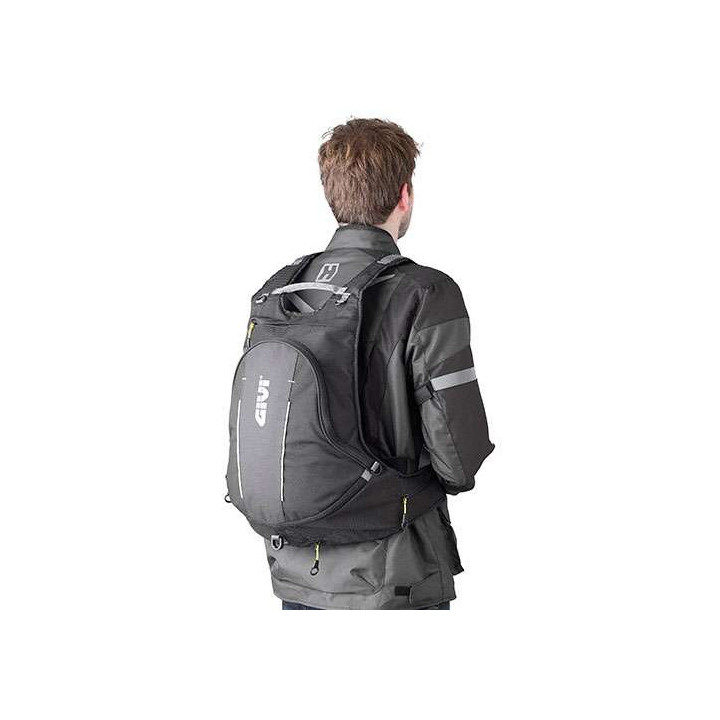 Givi EA104C 22-liter motorcycle backpack