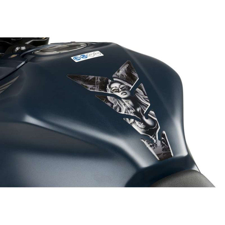 Puig GIRL motorcycle tank protector