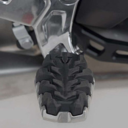 SW-Motech EVO footrest TRIUMPH TIGER 660 2