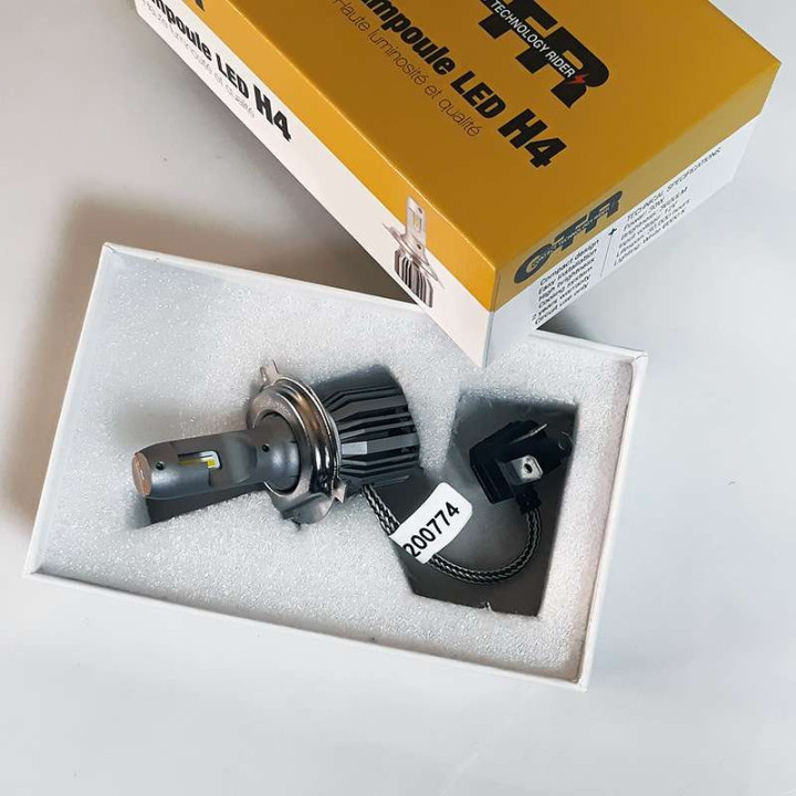H4 LED headlight bulb 12V 30W/3600lm P43T