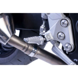 Puig SUZUKI rider footrest supports 2