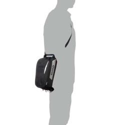 Shad SL12M 4-liter tank bag 2