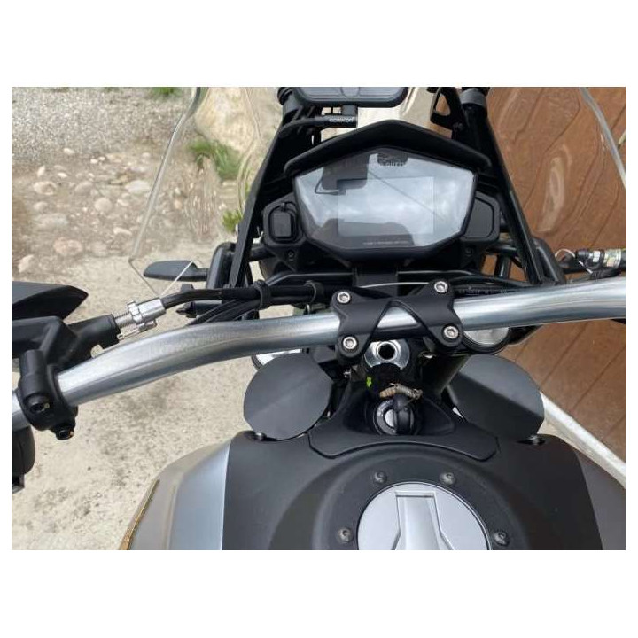 Motoboxer anti-turbulence deflectors Moto Guzzi V85TT 