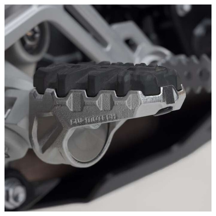 SW-Motech EVO footrests TRIUMPH TIGER 1200 GT/RALLY