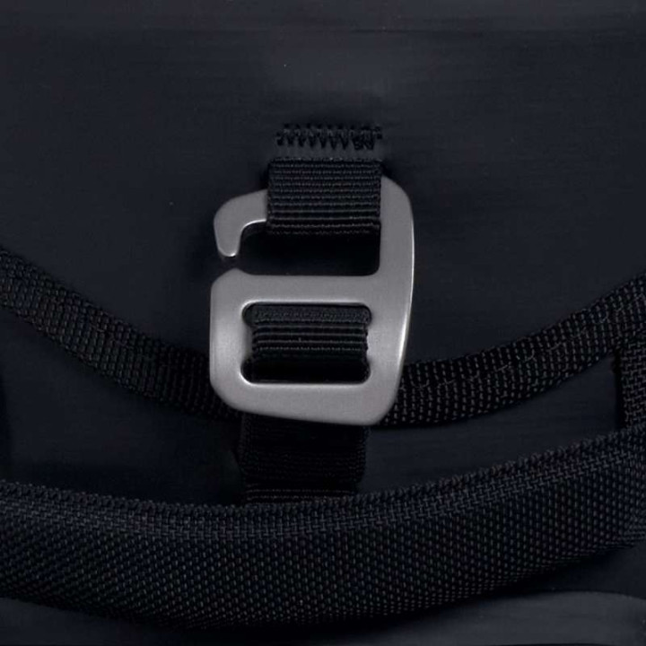 Shad SW23B 14-liter waterproof tank bag