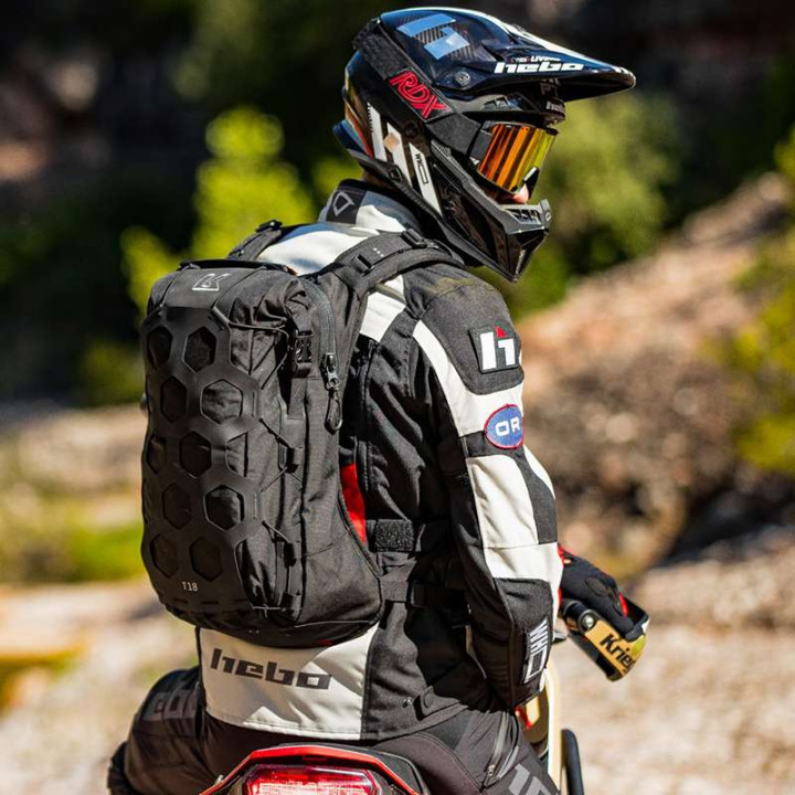 Kriega TRAIL 18 Multicam Black motorcycle backpack