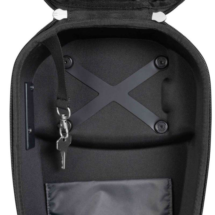 Shad CLICK SYSTEM LOCKED E09CL PRO 5-8 liter tank bag