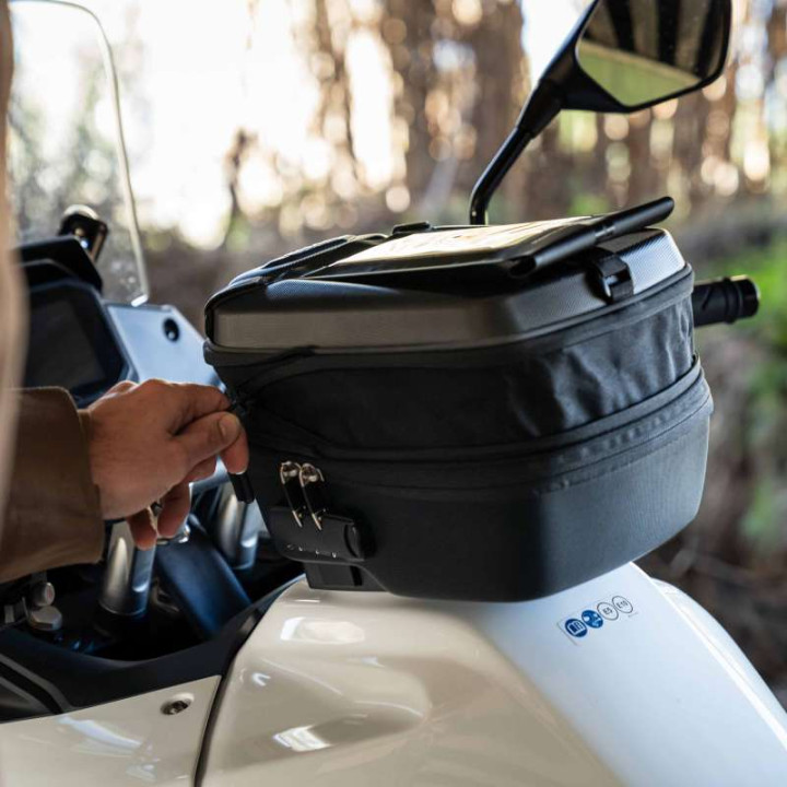 Sacoche réservoir Shad CLICK SYSTEM LOCKED E09CL PRO 5-8 litres