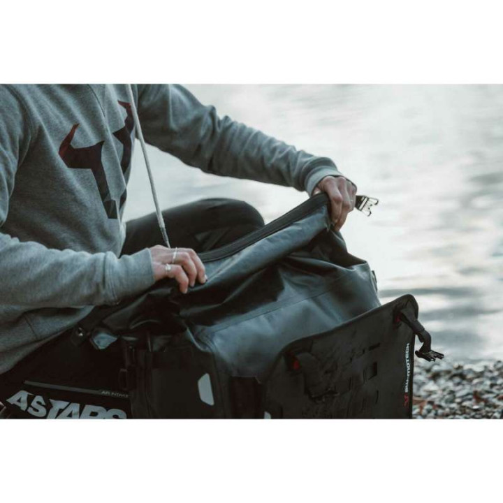 SW-Motech SysBag WP L/L pannier kit Moto Guzzi Stelvio (BC.SYS.17.624.21000/B)