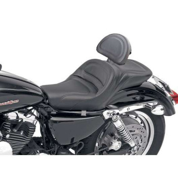 Selle confort Saddlemen EXPLORER + dosseret Harley-Davidson SPORTSTER XL883/1200 04- (réservoir 4,5 gallons)