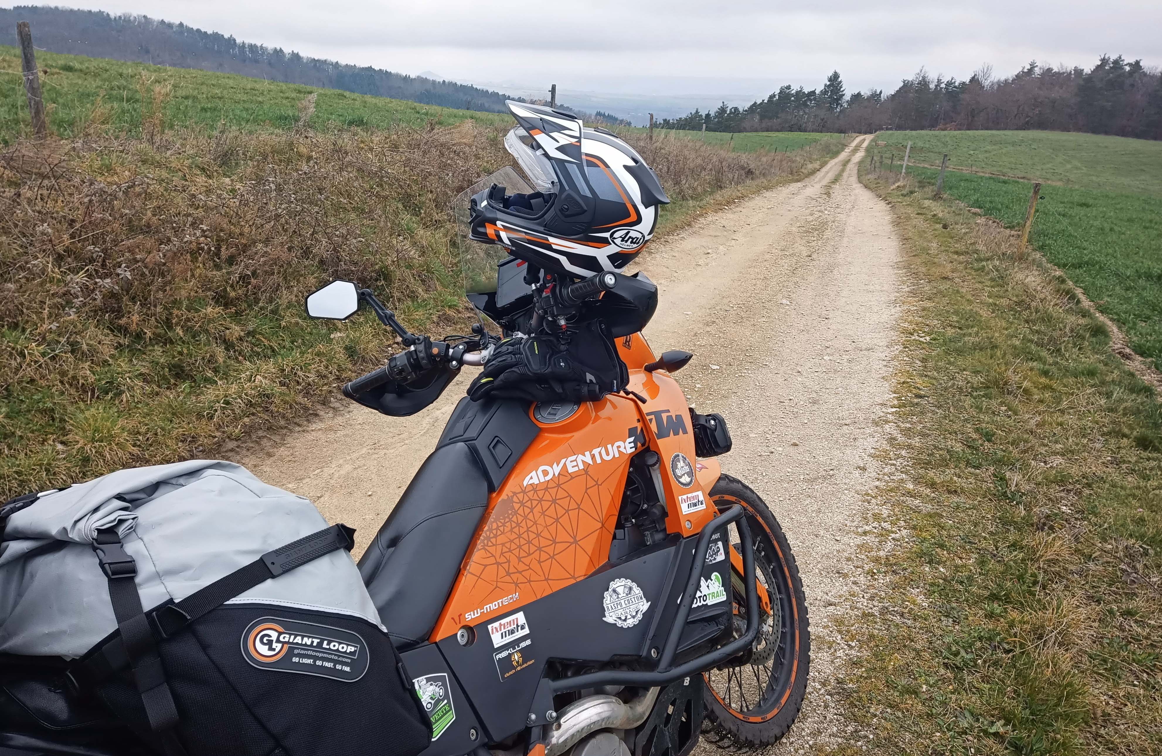 Un road trip pour voir les potes, du Massif Central au Périgord