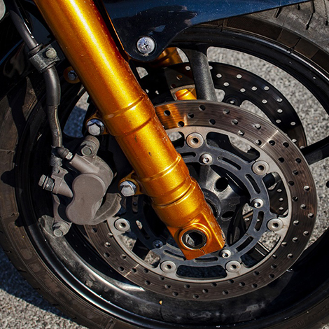Comment choisir les étriers de frein pour ma moto ?