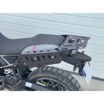 Écarteurs de sacoches cavalières + rack alu Motoboxer MT 450 Écarteurs de sacoches cavalières + rack alu Motoboxer MT 450