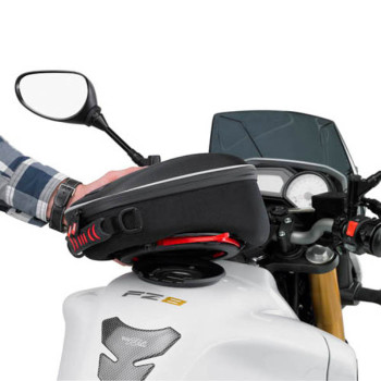 Sacoche réservoir Givi TANKLOCK 3D601 (TPH02) 4 litres Sacoche réservoir Givi TANKLOCK 3D601 (TPH02) 4 litres