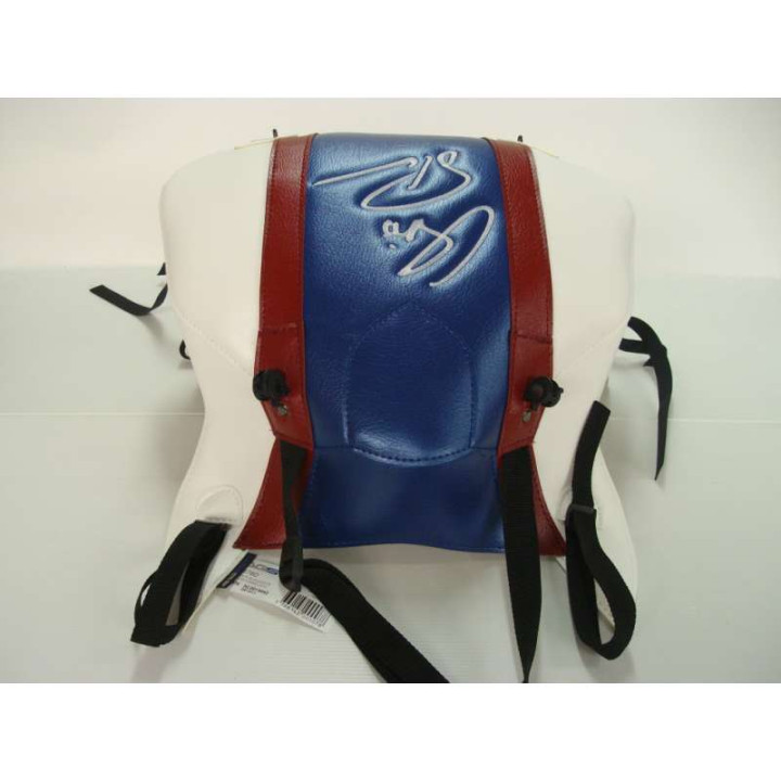 Tapis de réservoir Bagster blanc/bande azur nacre/lisere rouge foncé (1578D) BMW F800R Tapis de réservoir Bagster blanc/bande azur nacre/lisere rouge foncé (1578D) BMW F800R