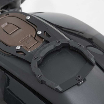 Anneau de réservoir PRO SW-Motech Harley-Davidson RH1250S Sportster S (TRT.00.787.32700/B) Anneau de réservoir PRO SW-Motech Harley-Davidson RH1250S Sportster S (TRT.00.787.32700/B)