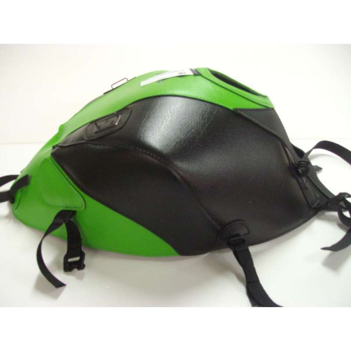 Tapis de réservoir Bagster vert/noir (1649A) Kawasaki Z800 Tapis de réservoir Bagster vert/noir (1649A) Kawasaki Z800