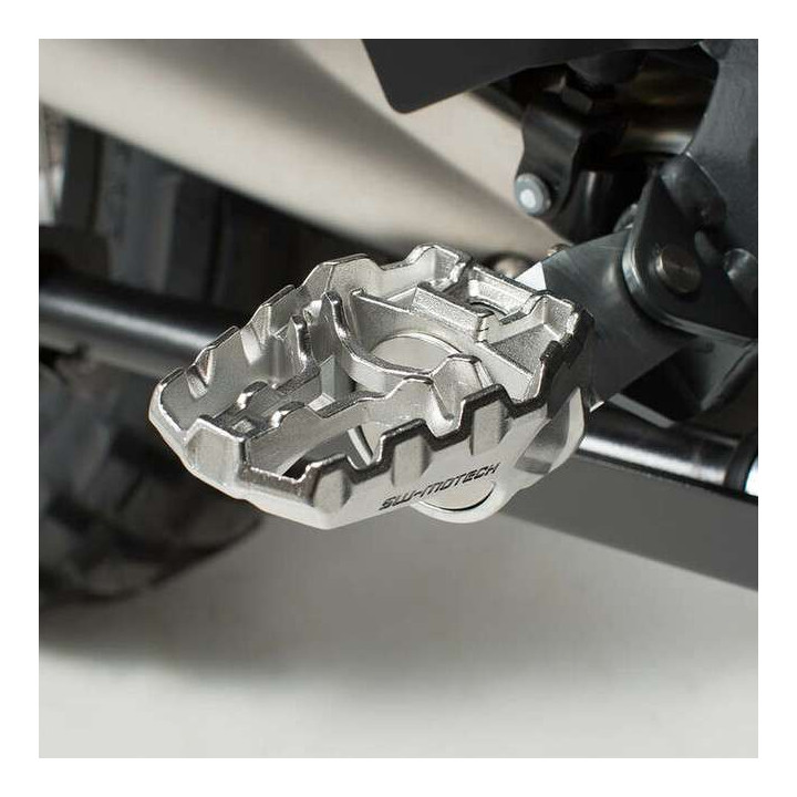 Repose-pieds SW-Motech EVO Kawasaki KLR650/BMW S1000XR (FRS.08.112.10201)