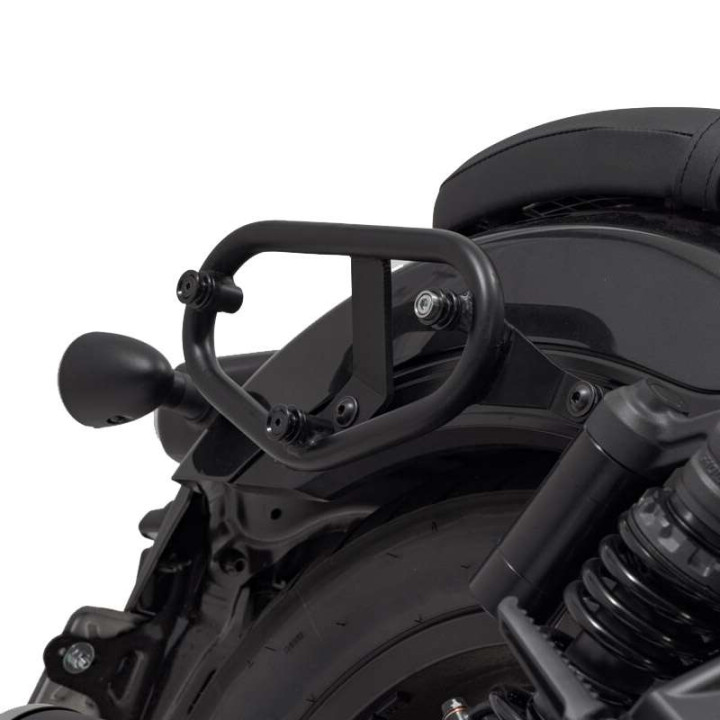 SW-Motech LEGEND GEAR LC1/LC2 rider bags + SLC CMX1100 REBEL spacers