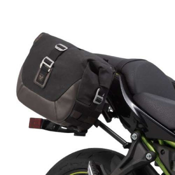 SW-Motech LEGEND GEAR LC side bag kit - Black Edition Kawasaki Z650 (BC.HTA.08.866.20100)