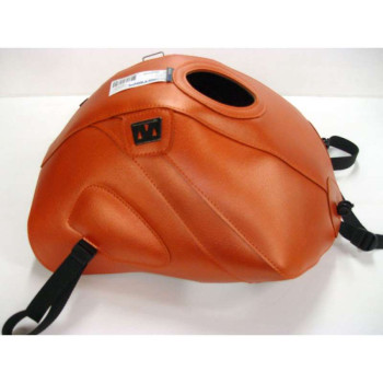 Tapis de réservoir Bagster vermillon nacre (1522H) Triumph 675 Street Triple 09-11 Tapis de réservoir Bagster vermillon nacre (1522H) Triumph 675 Street Triple 09-11