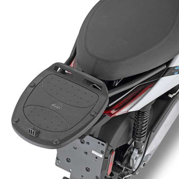 Support Top Case Givi MONOLOCK (SR5618) Piaggio 1 Support Top Case Givi MONOLOCK (SR5618) Piaggio 1
