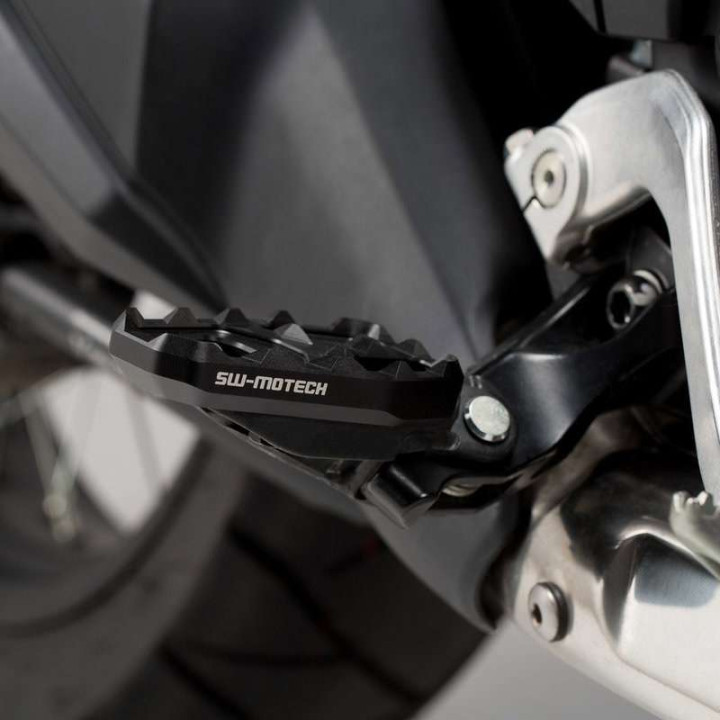 SW-Motech Honda CRF1100L AFRICA TWIN footrest extensions SW-Motech Honda CRF1100L AFRICA TWIN footrest extensions