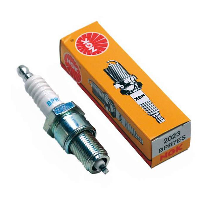 NGK BPR7ES standard spark plug