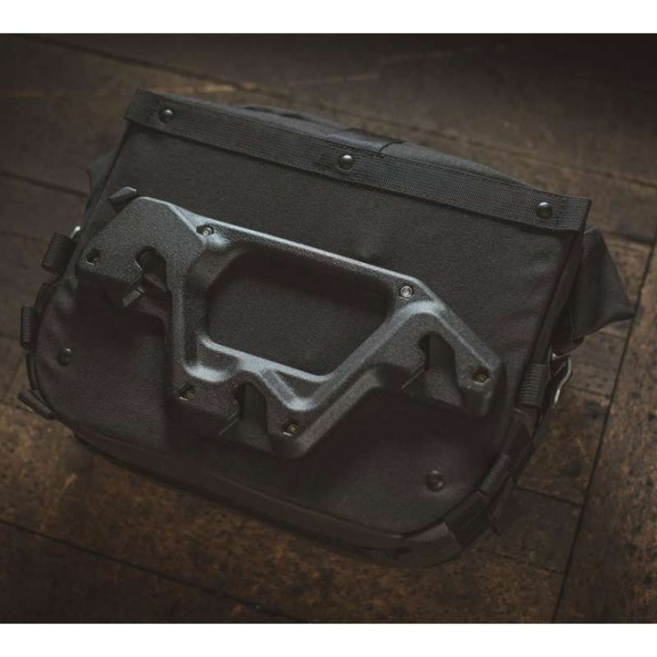 Kit valise SW-Motech LEGEND GEAR Black edition Triumph Scrambler 06- Kit valise SW-Motech LEGEND GEAR Black edition Triumph Scrambler 06-