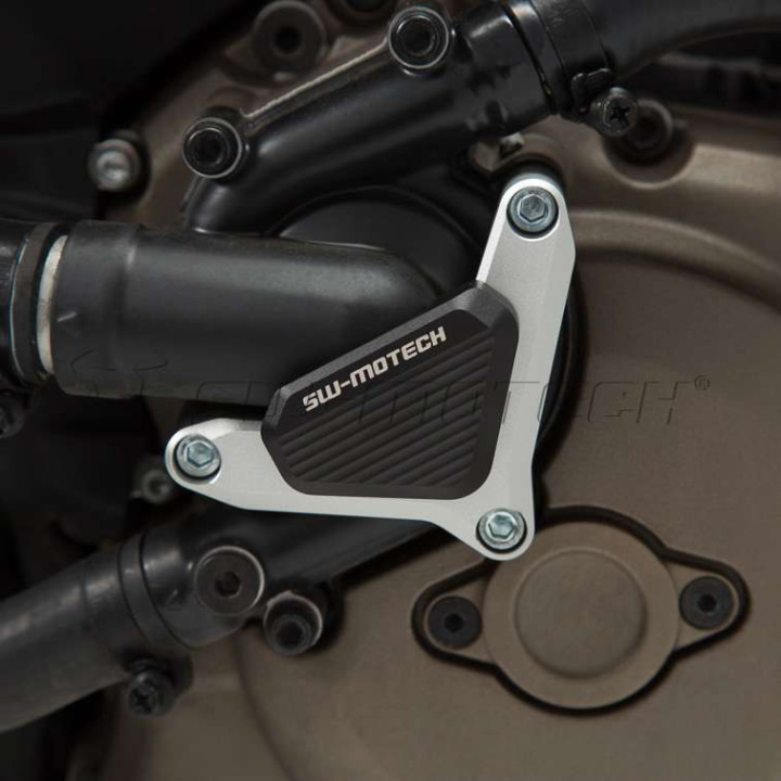 Protection pompe à eau SW-Motech Ducati DIAVEL MONSTER 821/1200 MULTISTRADA 15- HYPERMOTARD 939