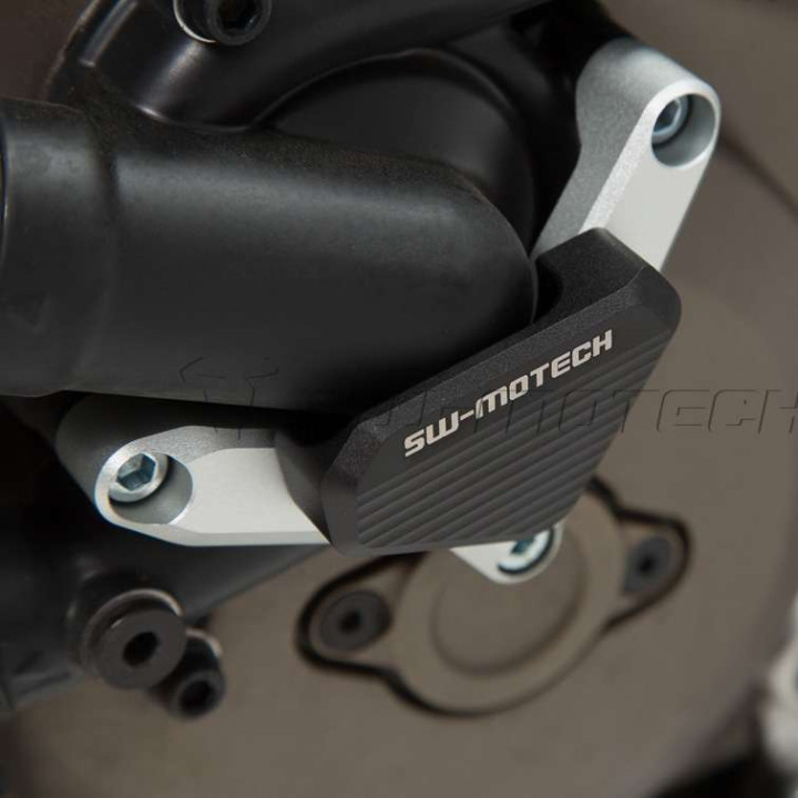 Protection pompe à eau SW-Motech Ducati DIAVEL MONSTER 821/1200 MULTISTRADA 15- HYPERMOTARD 939