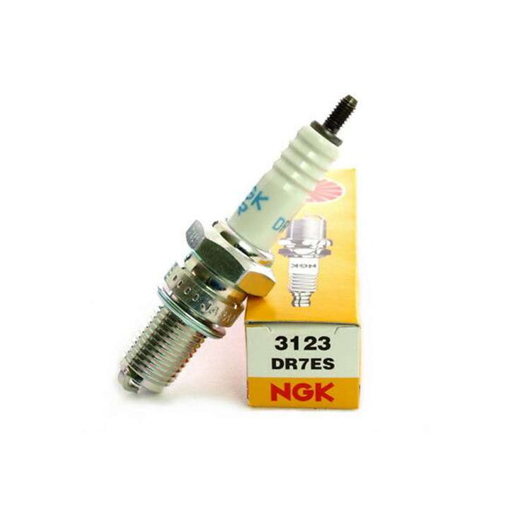 Standard candle NGK DR7ES