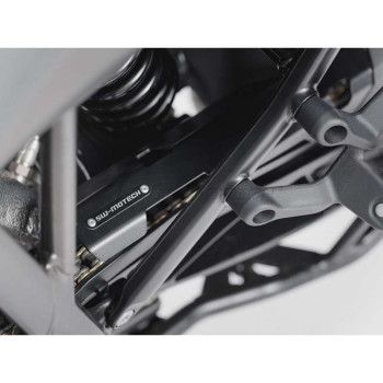 Extension protection de chaîne SW-Motech KTM 1050/1090/1190/1290 ADVENTURE Extension protection de chaîne SW-Motech KTM 1050/1090/1190/1290 ADVENTURE