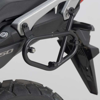 Écarteur gauche SW-Motech SLC Honda XL750 Transalp (HTA.01.070.10000)