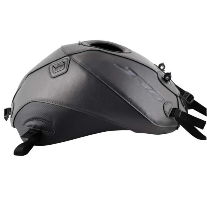 Tapis de réservoir Bagster espace/carbone (1573K) Yamaha XJ 6 DIVERSION / DIVERSION F Tapis de réservoir Bagster espace/carbone (1573K) Yamaha XJ 6 DIVERSION / DIVERSION F