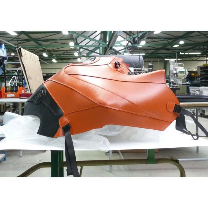 Bagster pumpkin/black tank mat (1615C) Moto Guzzi NTX Stelvio
