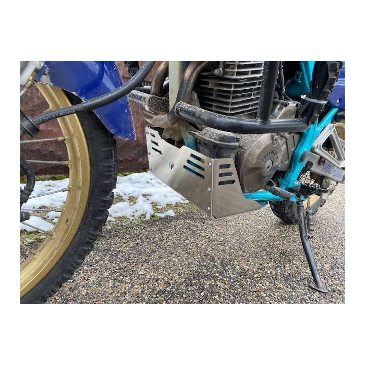 Motoboxer Honda 650 Dominator engine cover