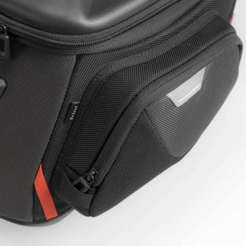 SW-Motech PRO ENDURO 12-15 liter tank bag SW-Motech PRO ENDURO 12-15 liter tank bag