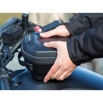 Shad CLICK SYSTEM E03C 3-liter tank bag Shad CLICK SYSTEM E03C 3-liter tank bag