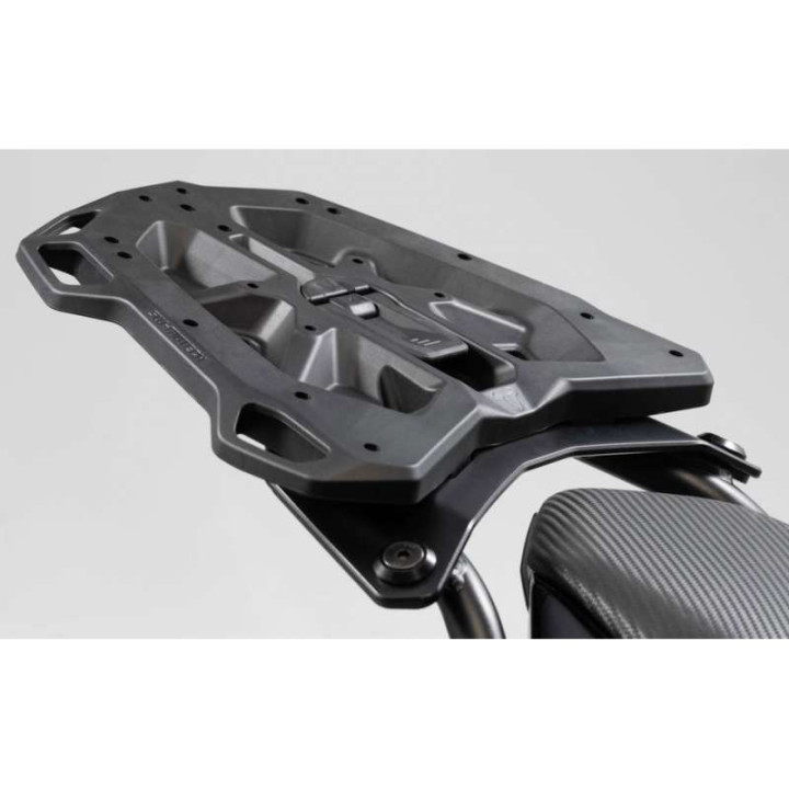 Kit d'adaptation SW-Motech STREET RACK pour Top case Givi/Kappa MONOLOCK