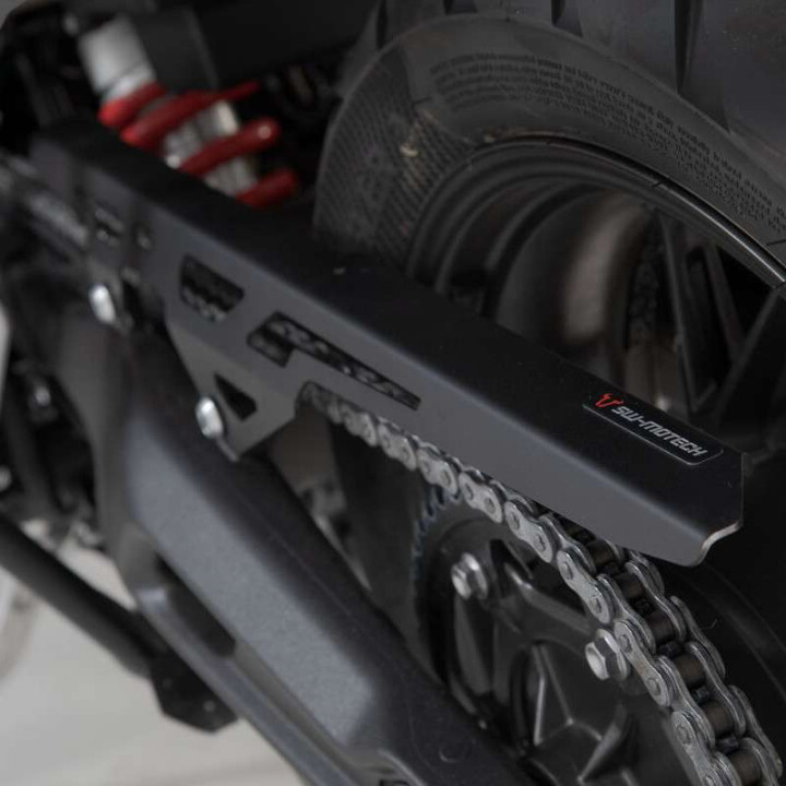 Protection de chaîne SW-Motech Triumph Tiger 900 (KTS.11.953.10000/B)