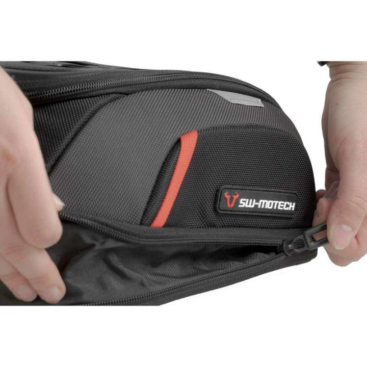 Tank bag SW-Motech PRO DAYPACK MAGNET 6-9 liters